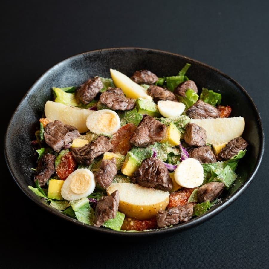 Mediterranean Rib Eye Salad